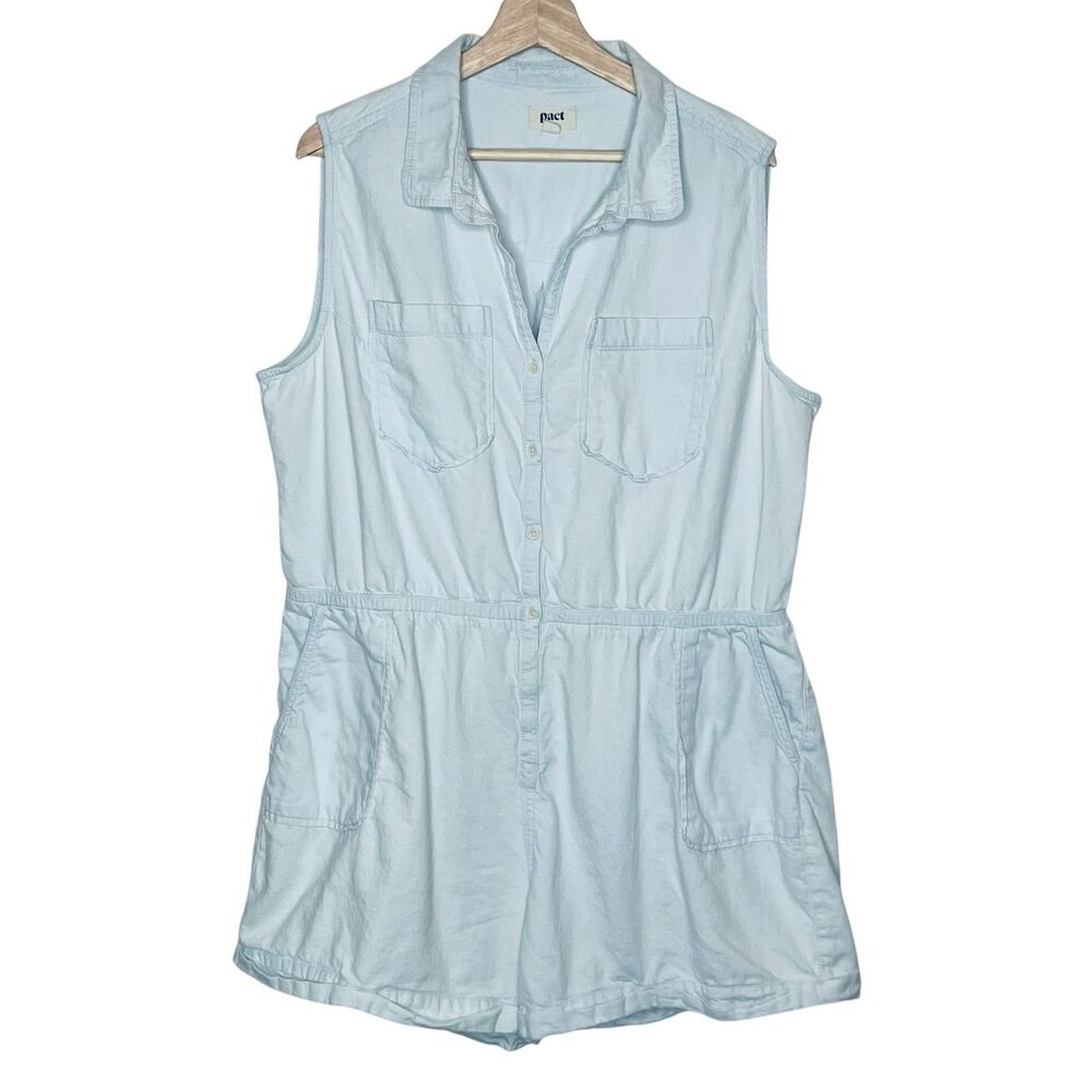 Pact Lightweight Denim Romper Womens XL Light Wash 4 Inch Inseam Short Sleeve